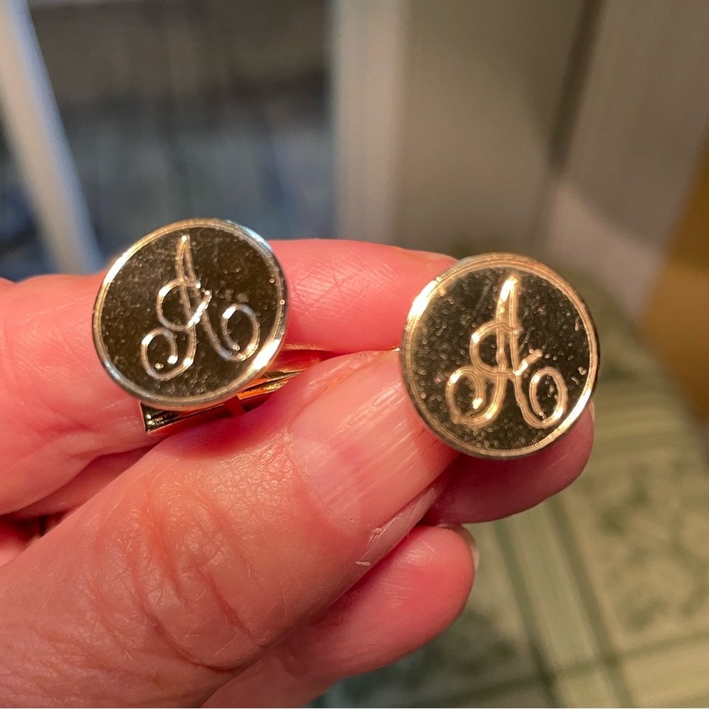 Vintage Gold Tone Cufflinks